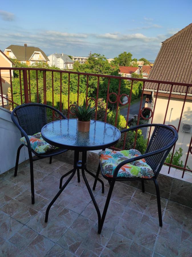 Fuevesi Vendeghaz Hotel Balatonfured Luaran gambar