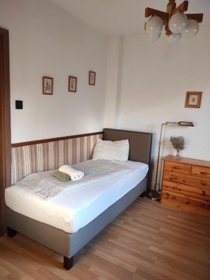 Fuevesi Vendeghaz Hotel Balatonfured Luaran gambar